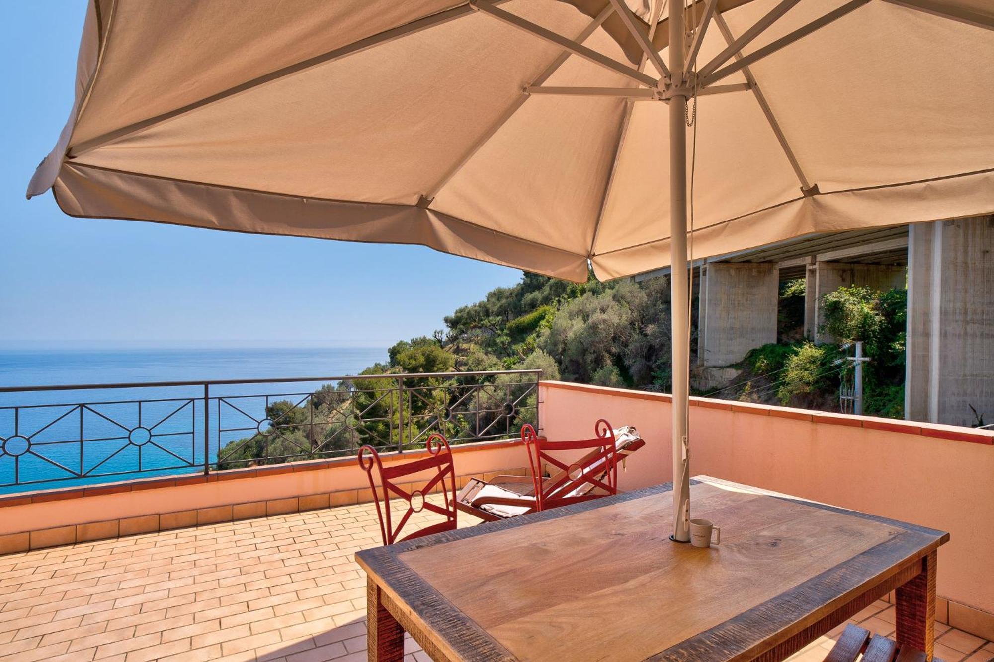 Apartamento Casa Scotland Ventimiglia Exterior foto